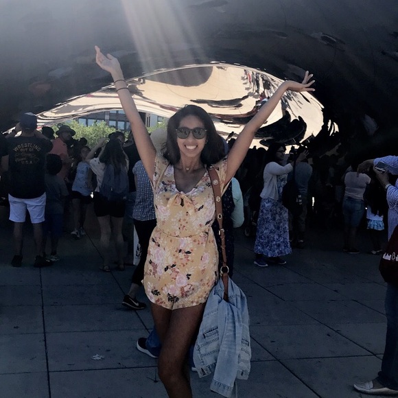 ☀️Meet your Posher☀️ - Picture 5 of 6